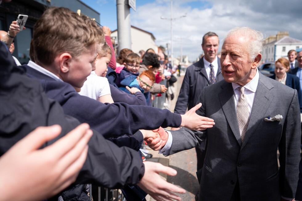 Seagull splatters King Charles III during Northern Ireland visit