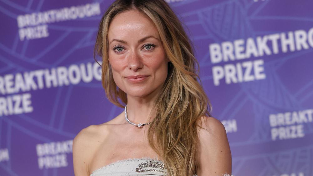 Olivia Wilde Laughs Off Trolls Comparing Her to Gollum After Viral Red Carpet Video: ‘Is That My Best Angle? No. It’s Startling’ but ‘I’m Not Dead’