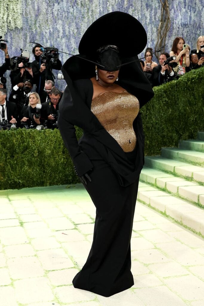 Yseult in custom Harris Reed with dramatic tailoring at the 2026 Met Gala