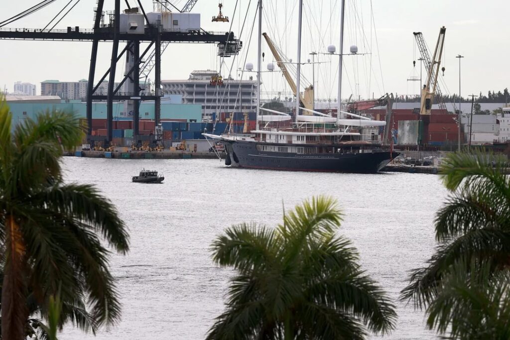 On the same day Bezos hid from his own Met Gala, it was rumored he’s selling his "$500 million megayacht" because it’s too big + It has a 246 ft 'support yacht'