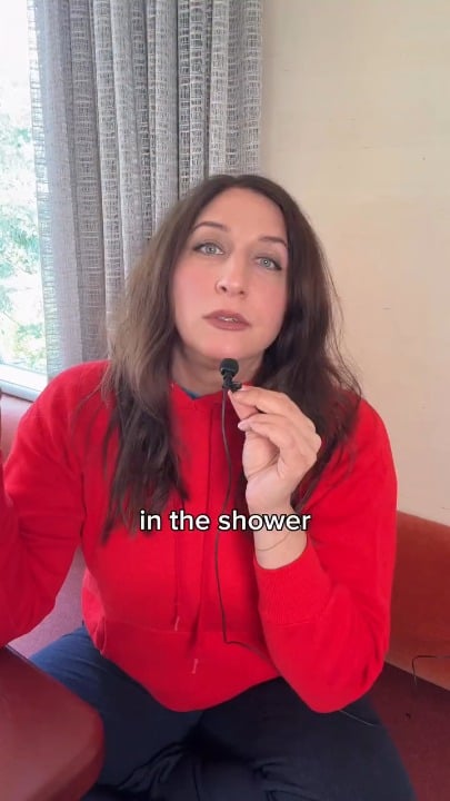 Chelsea Peretti giving tips for a harmonious life