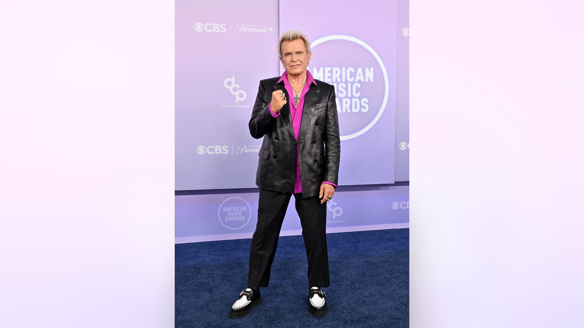 Billy Idol standing at the 52nd American Music Awards in Las Vegas