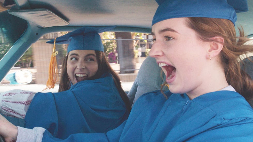 booksmart, kaitlyn dever, beanie feldstein