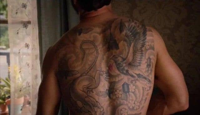 photo of justin theroux back tattoo