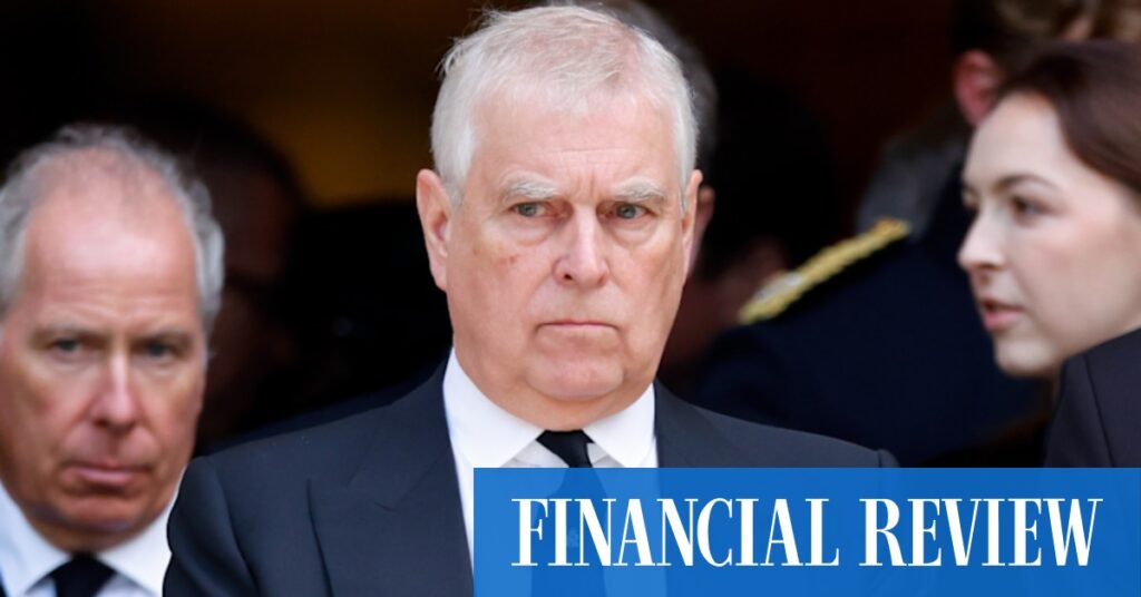 Queen Elizabeth pushed for Andrew Mountbatten-Windsor to get trade job Andrew Tillett