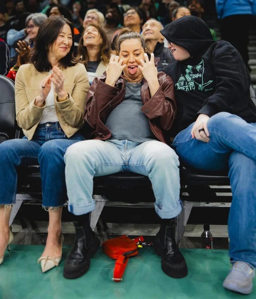 Aubrey Plaza with friends at the Golden State Valkyries vs New York Liberty game at Barclays Center Arena in Brooklyn, New York, 5/21/26