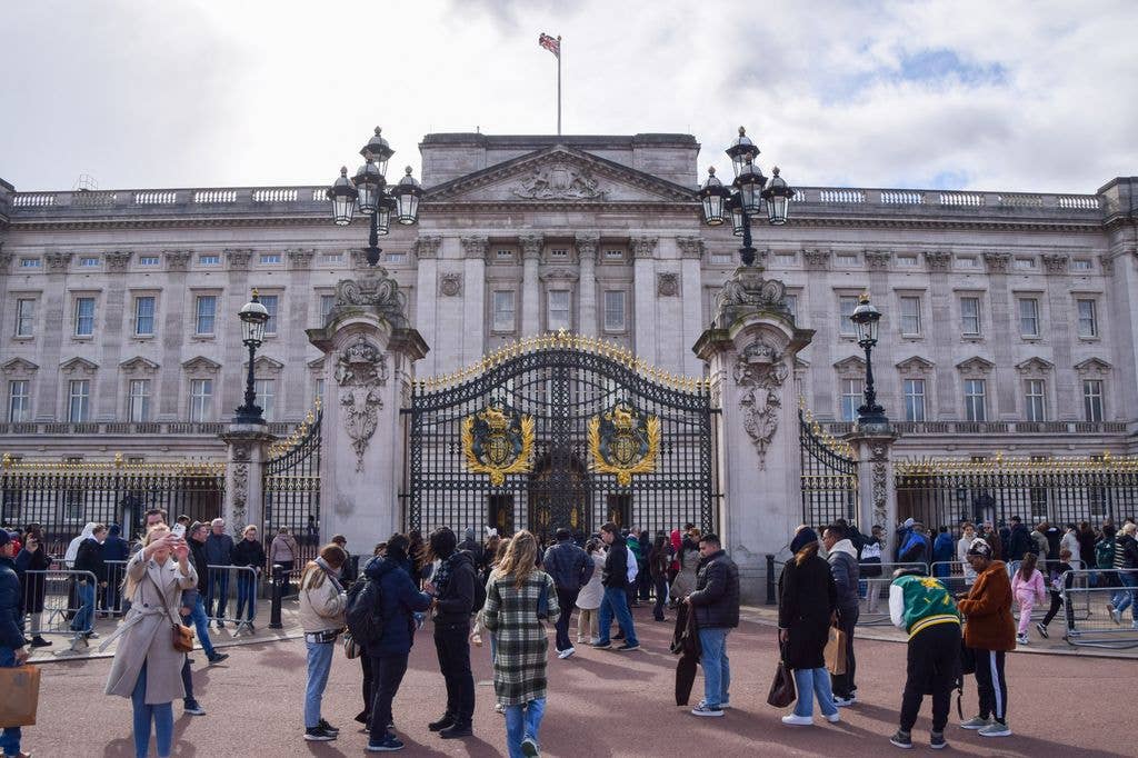 Buckingham Palace 