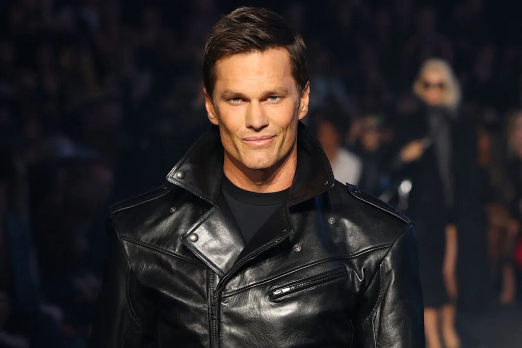 Tom Brady Wears Head-to-Toe Leather as He Makes His Catwalk Debut During Gucci Fashion Show in N.Y.C. — See His Look Tom Brady Wears Head-to-Toe Leather as He Makes His Catwalk Debut During Gucci Fashion Show in N.Y.C. — See His Look