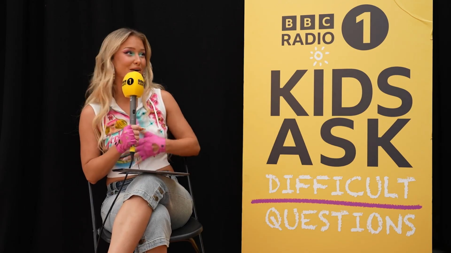 Kids ask Zara Larsson if she’s ever farted on stage, Zara: “Maybe every show. What are you gonna do about it? Who’s gonna stop me? That has happened. It was like every song. My stomach was a little… ‘Sorry, girls,’ my dancers.” Kids ask Zara Larsson if she's ever farted on stage, Zara: "Maybe every show. What are you gonna do about it? Who's gonna stop me? That has happened. It was like every song. My stomach was a little... 'Sorry, girls,' my dancers."