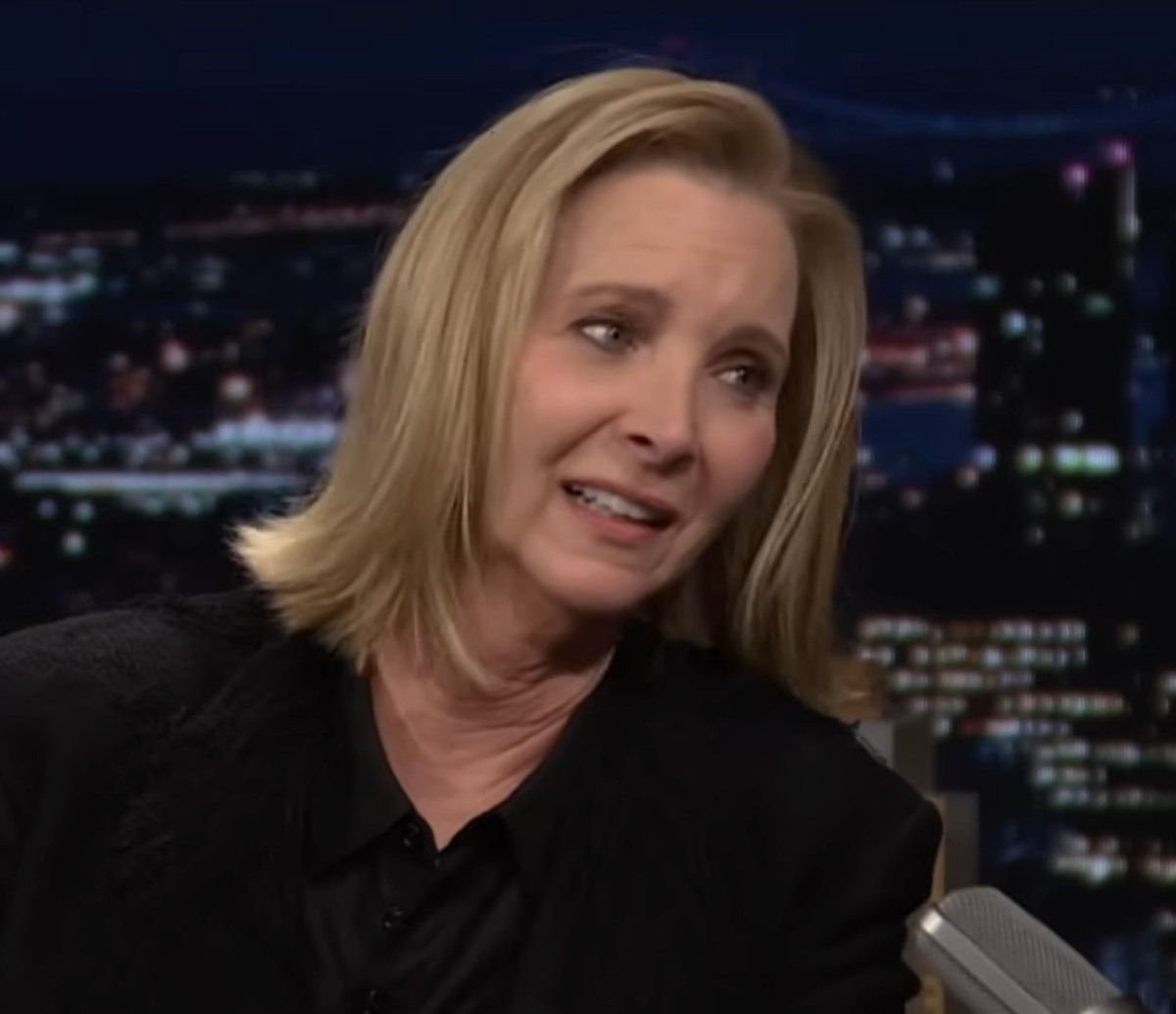 Lisa Kudrow waded into ‘Friends’ debate (YouTube)