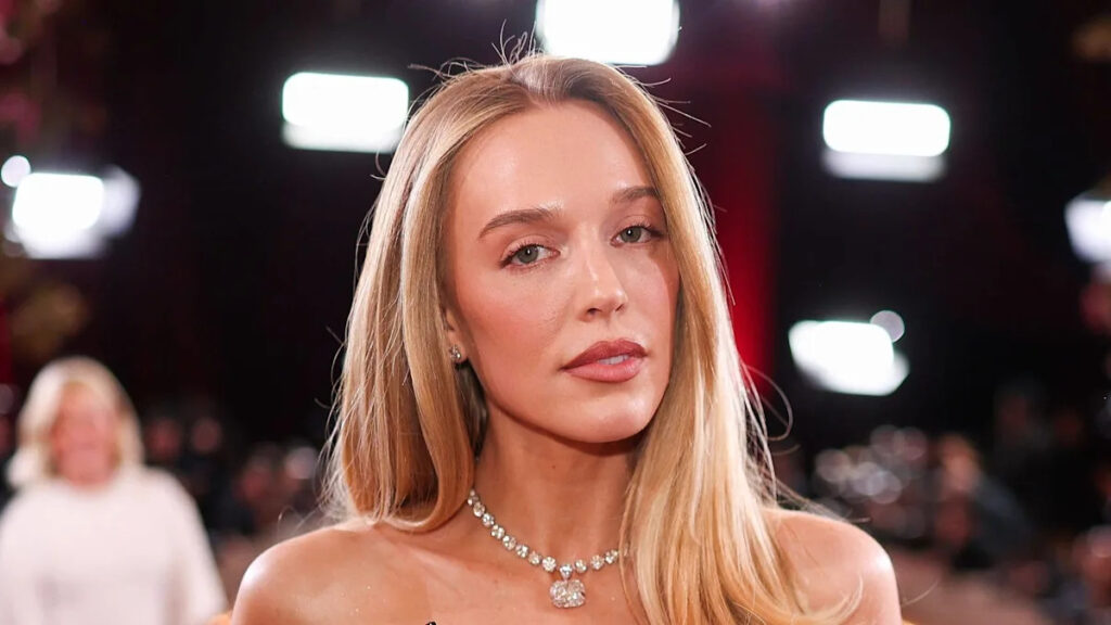 Call Her Daddy’s Alex Cooper announces pregnancy amid online feud Call Her Daddy's Alex Cooper announces pregnancy amid online feud