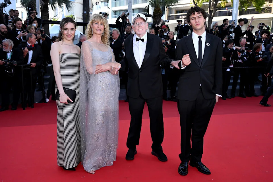 CANNES, FRANCE - MAY 20: (L-R) Jaya Harper, Laura Dern, Bruce Dern, Ellery Walker Harper attend the "La Bataille De Gaulle: L'Âge De Fer" (De Gaulle: Tilting Iron) screening during the 79th annual Cannes Film Festival at Palais des Festivals on May 20, 2026 in Cannes, France. (Photo by Lionel Hahn/Getty Images)