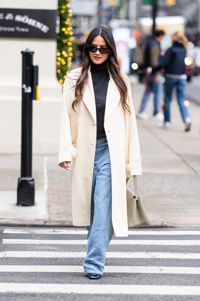 new york, new york january 07: olivia munn is seen in the upper east side on january 07, 2026 in new york city. (photo by thestewartofny/gc images)