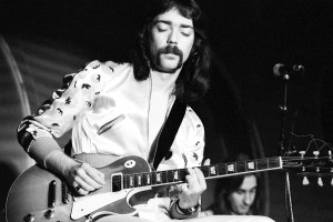 UNITED KINGDOM - OCTOBER 23:  NEWCASTLE CITY HALL  Photo of GENESIS and Steve HACKETT, Steve Hackett performing live onstage, playing Gibson Les Paul Deluxe guitar  (Photo by Ian Dickson/Redferns)