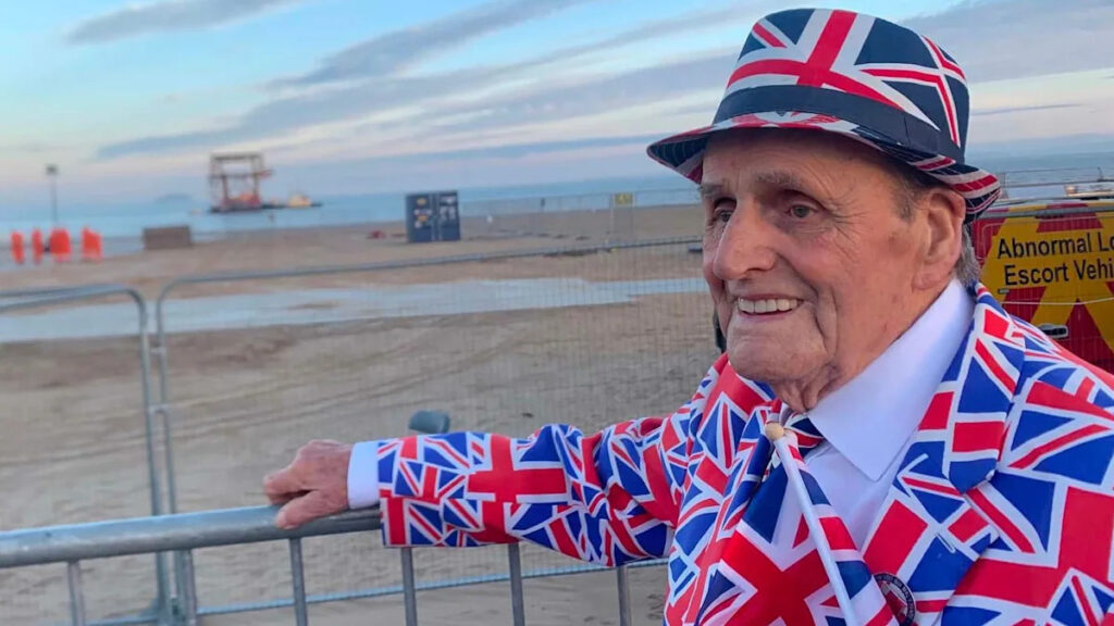 Royal superfan dubbed ‘Union Jack Man’ dies aged 91 BBC