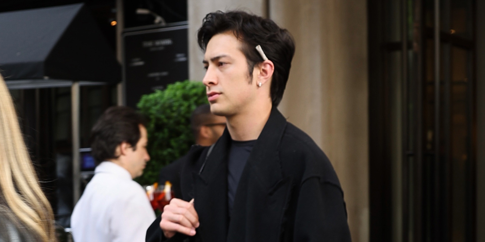 Hudson Williams Spotted Exiting Hotel in NYC Ahead of Met Gala - Just Jared - Celebrity News and Gossip