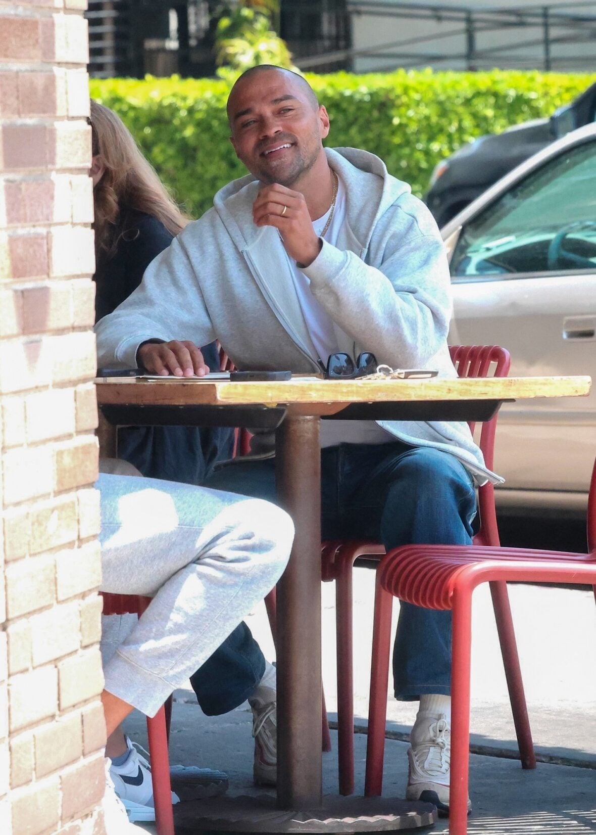 Alejandra Onieva & Jesse Williams images