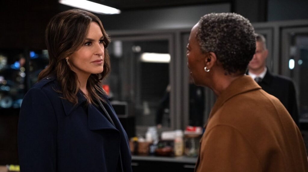 Mariska Hargitay as Capt. Olivia Benson, Noma Dumezweni as Chief Tynan —