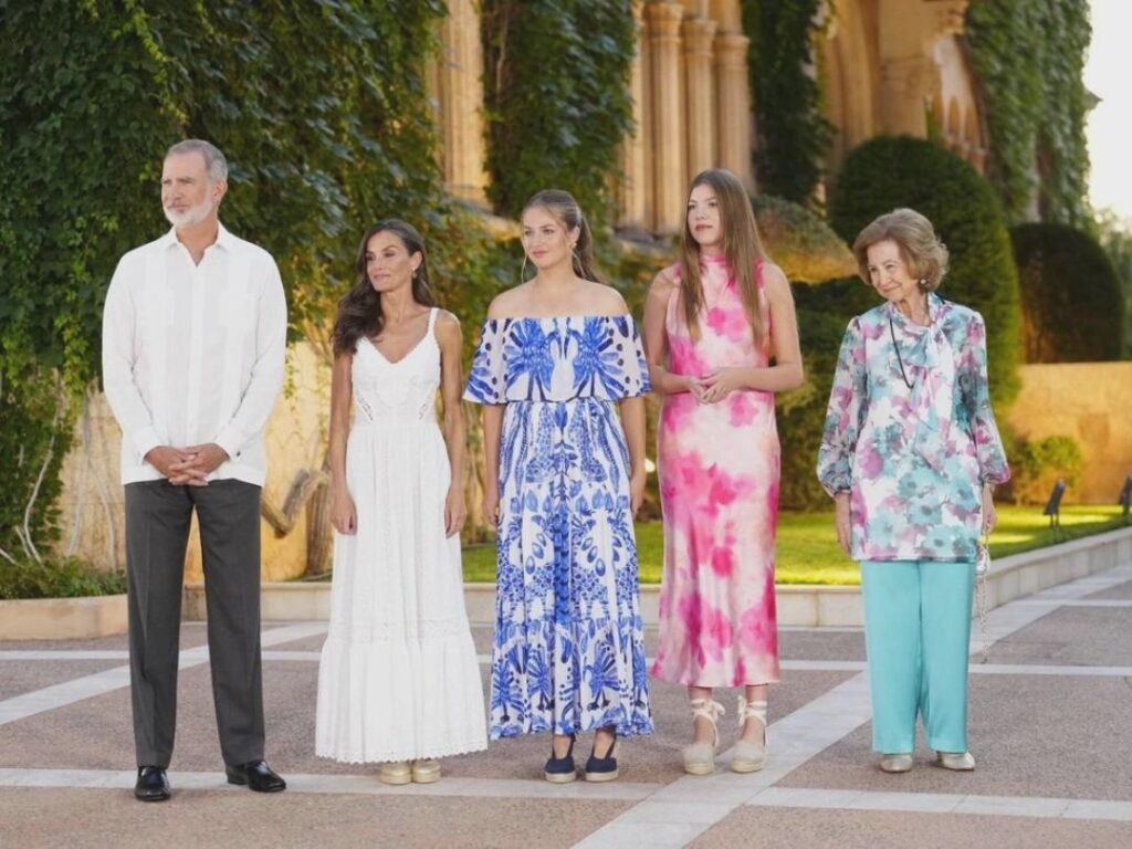 Princess Leonor and Infanta Sofia will take part in the Pope’s visit to Spain and I can’t wait to see them together again!