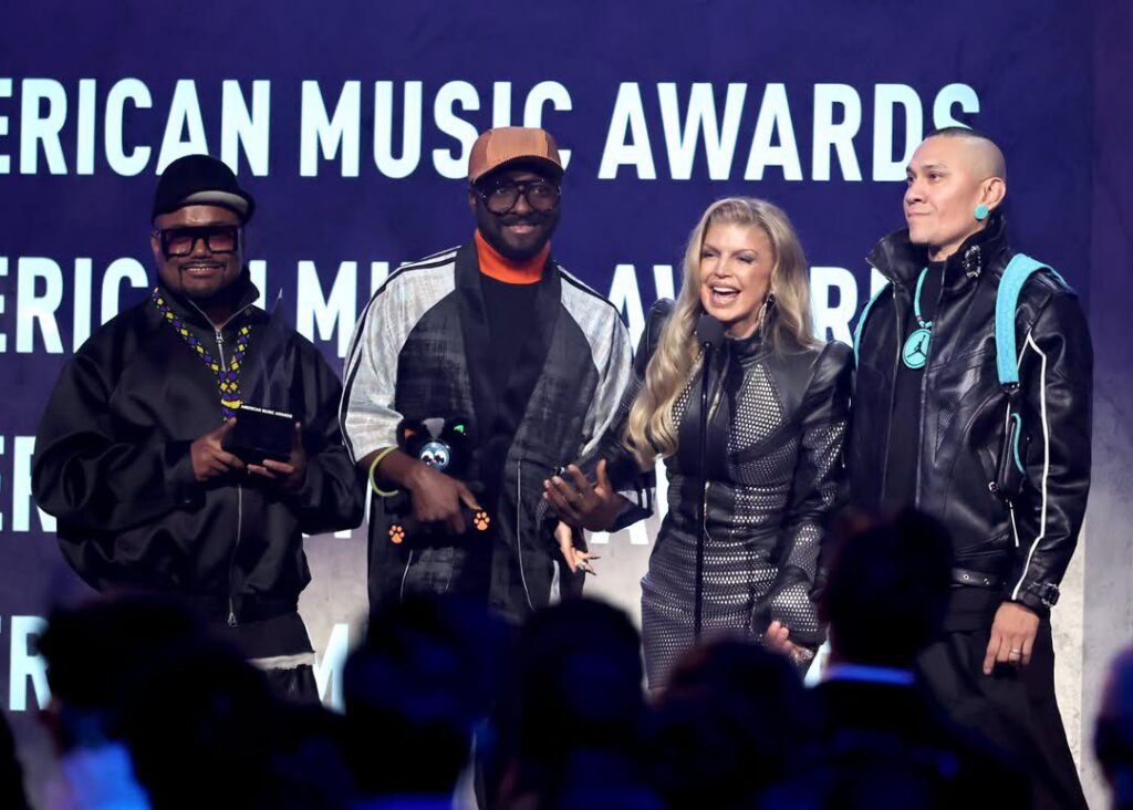 The Black Eyed Peas (with Fergie) reunite at the 2026 American Music Awards as they win ‘Best Throwback Song’ with ‘Rock That Body’