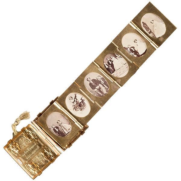 Victorian Celebrity Wedding Locket at Dominic Winter Auction Victorian Celebrity Wedding Locket at Dominic Winter Auction
