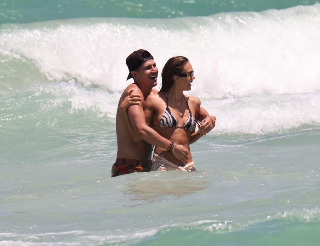 Jessica Alba and Danny Ramirez at the beach in Miami 05/25/2026