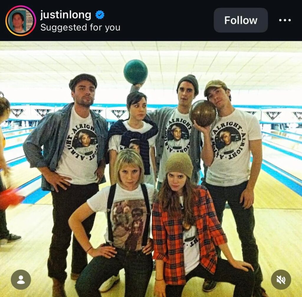 Justin Long posts 2011 throwback photo of his "The Alright Alright Alrights"bowling team including; Oscar Isaac, Aubrey Plaza, Kate Mara, Max Minghella and Ari Graynor