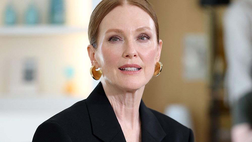 Julianne Moore Doesn’t Want to Act in Movies ‘With Explosions and Guns’ When ‘Things Are Rough Globally’: ‘I Don’t Want to Watch It’
