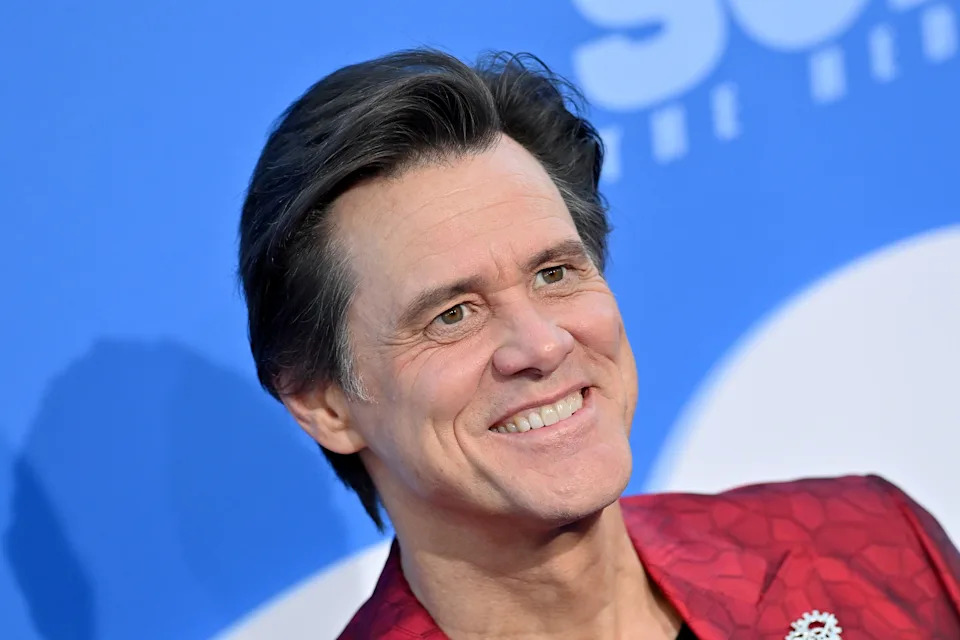 Jim Carrey attends the Los Angeles Premiere Screening of "Sonic The Hedgehog 2" at Regency Village Theatre on April 05, 2022 in Los Angeles, California.