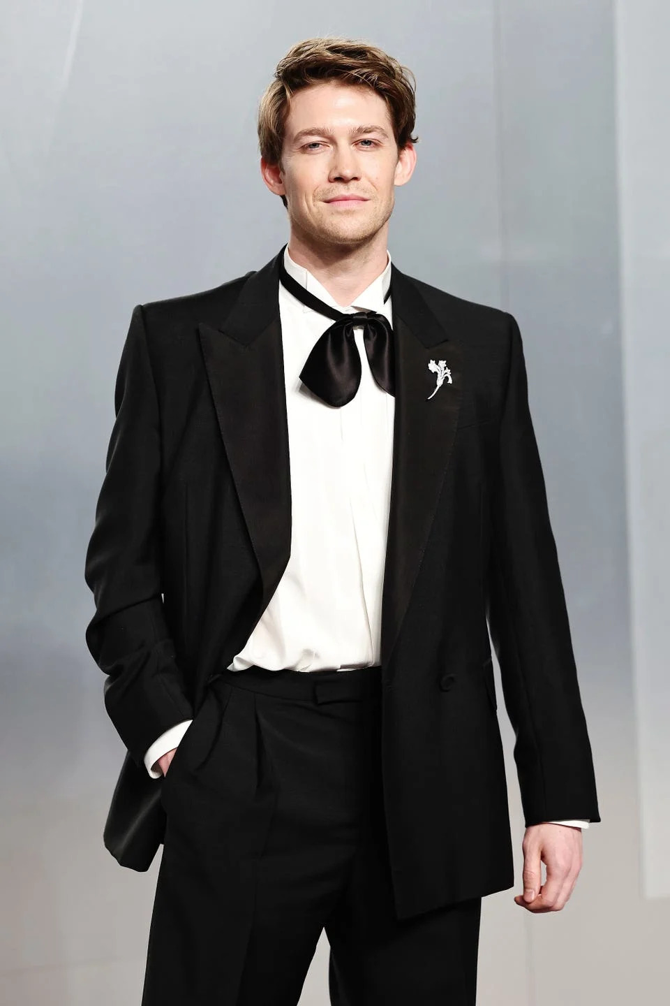 los angeles, california march 15 joe alwyn attends the 2026 vanity fair oscar party hosted by mark guiducci at los angeles county museum of art on march 15, 2026 in los angeles, california photo by jamie mccarthywireimage
