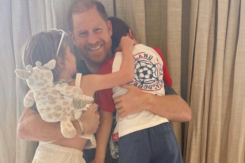 Prince Harry and Meghan Markle’s son, Archie, rocks England soccer shirt ahead of UK trip Prince Harry and Meghan Markle's son, Archie, rocks England soccer shirt ahead of UK trip