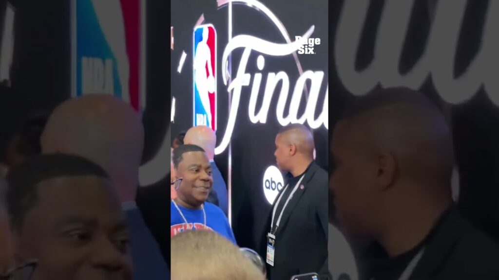 Spike Lee and Tracy Morgan in good spirits after Knicks beat the Spurs in NBA Finals Game 1 #shorts Spike Lee and Tracy Morgan in good spirits after Knicks beat the Spurs in NBA Finals Game 1 #shorts