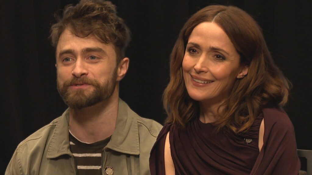 Rose Byrne, Daniel Radcliffe and More Tony Nominees Answers Each Other’s BURNING Questions | ET’d Up Rose Byrne, Daniel Radcliffe and More Tony Nominees Answers Each Other's BURNING Questions | ET'd Up