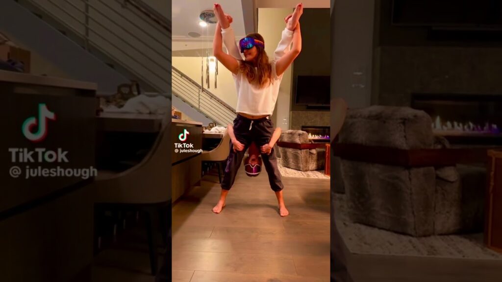 julianne hough feet🦶🦶😍👅❤️
