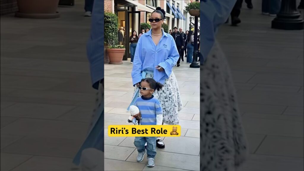 Rihanna's sweetest moments with her 3 beautiful kids ❤️#rihanna #momlife #youtubeshorts #parenting