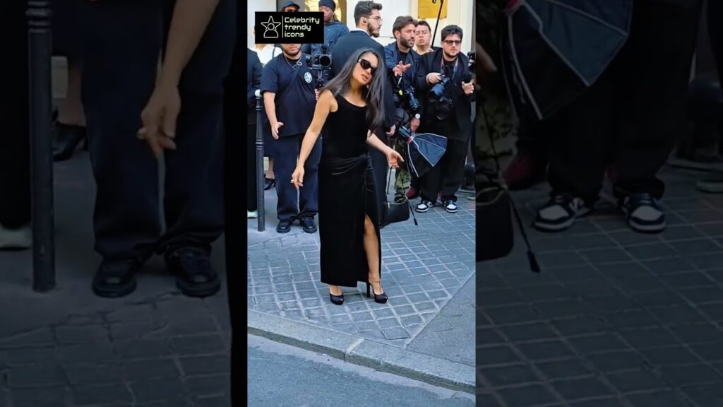 Salma Hayek nearly falls at an Event her husband comes to rescue her 😍♥️ #Salmahayek