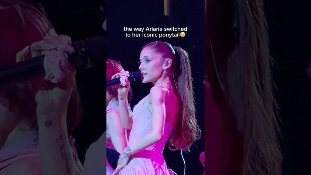 Ariana Grande CHANGED her ponytail on stage