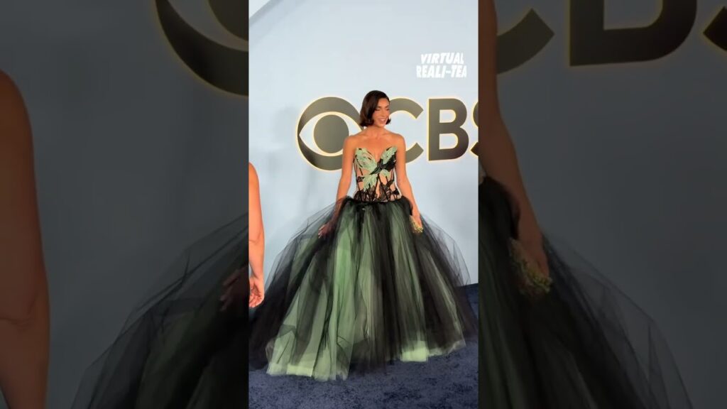 'RHOSLC' star Bronwyn Newport, Christian Siriano pose at the Tony Awards | Virtual Reali-Tea #shorts