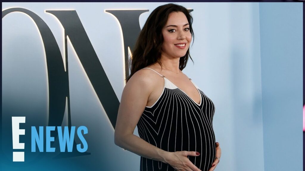 Aubrey Plaza, Christopher Abbott Make Red Carpet Debut at Tony Awards | E! News