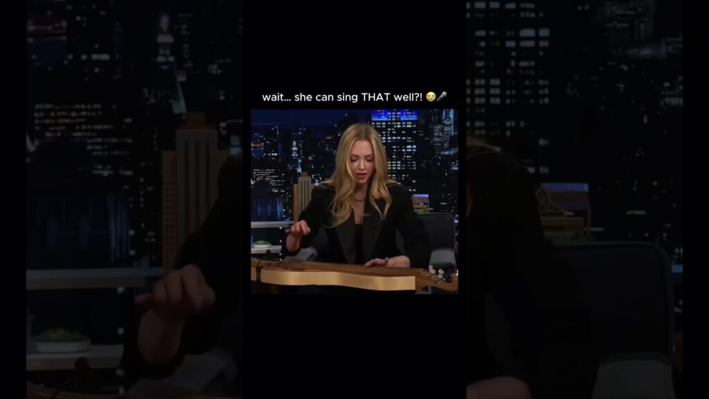 Amanda Seyfried Casually Started Singing… and Everyone Froze 😭🎤 Amanda Seyfried Casually Started Singing… and Everyone Froze 😭🎤
