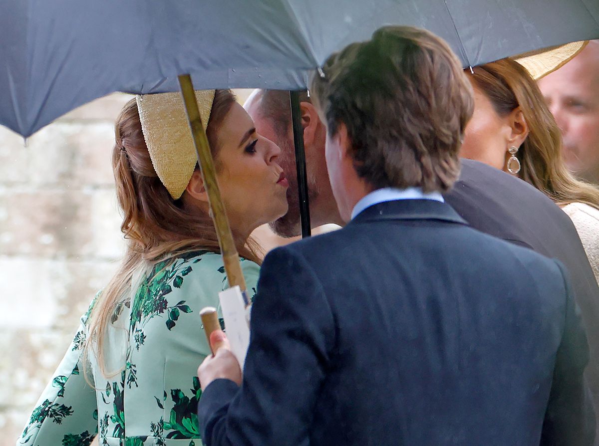 William greeted Beatrice with a kiss at Peter Phillips' wedding