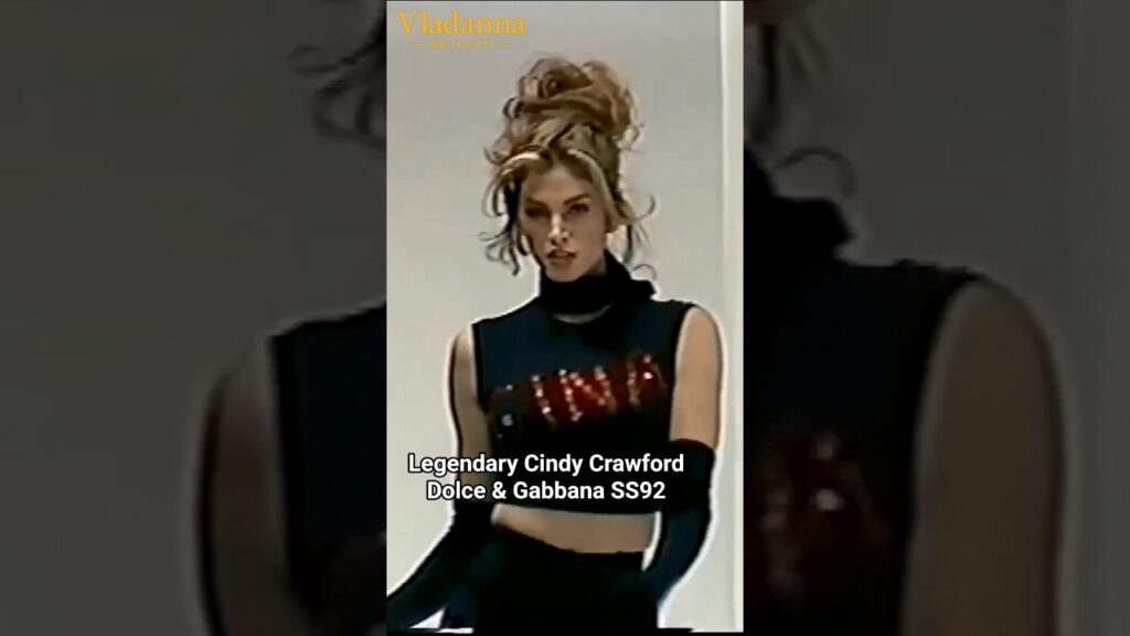 ✨ Cindy Crawford in an Iconic Dolce & Gabbana Look • Milan 1992 ✨ Cindy Crawford in an Iconic Dolce & Gabbana Look • Milan 1992
