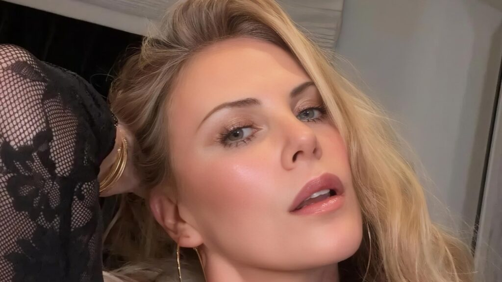 Charlize Theron In G Strlng Photos Leave Little To Imagination Take a look Charlize Theron In G Strlng Photos Leave Little To Imagination Take a look