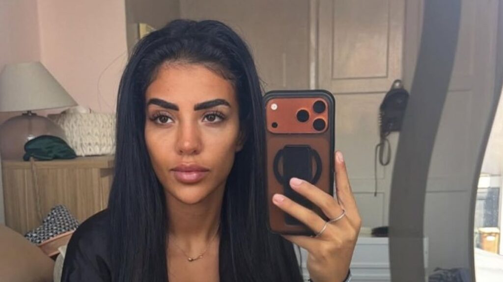Meet Love Island’s Newcastle bombshell who confesses to ‘weird’ flirting habit Chronicle Live