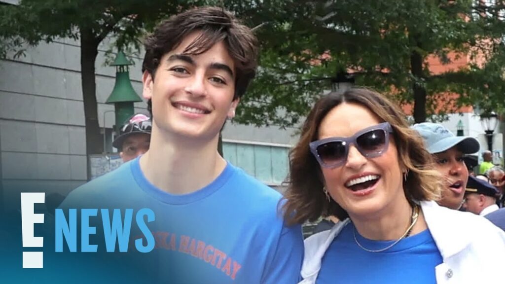 Knicks Championship Parade: Timothée Chalamet & More Stars Celebrate | E! News