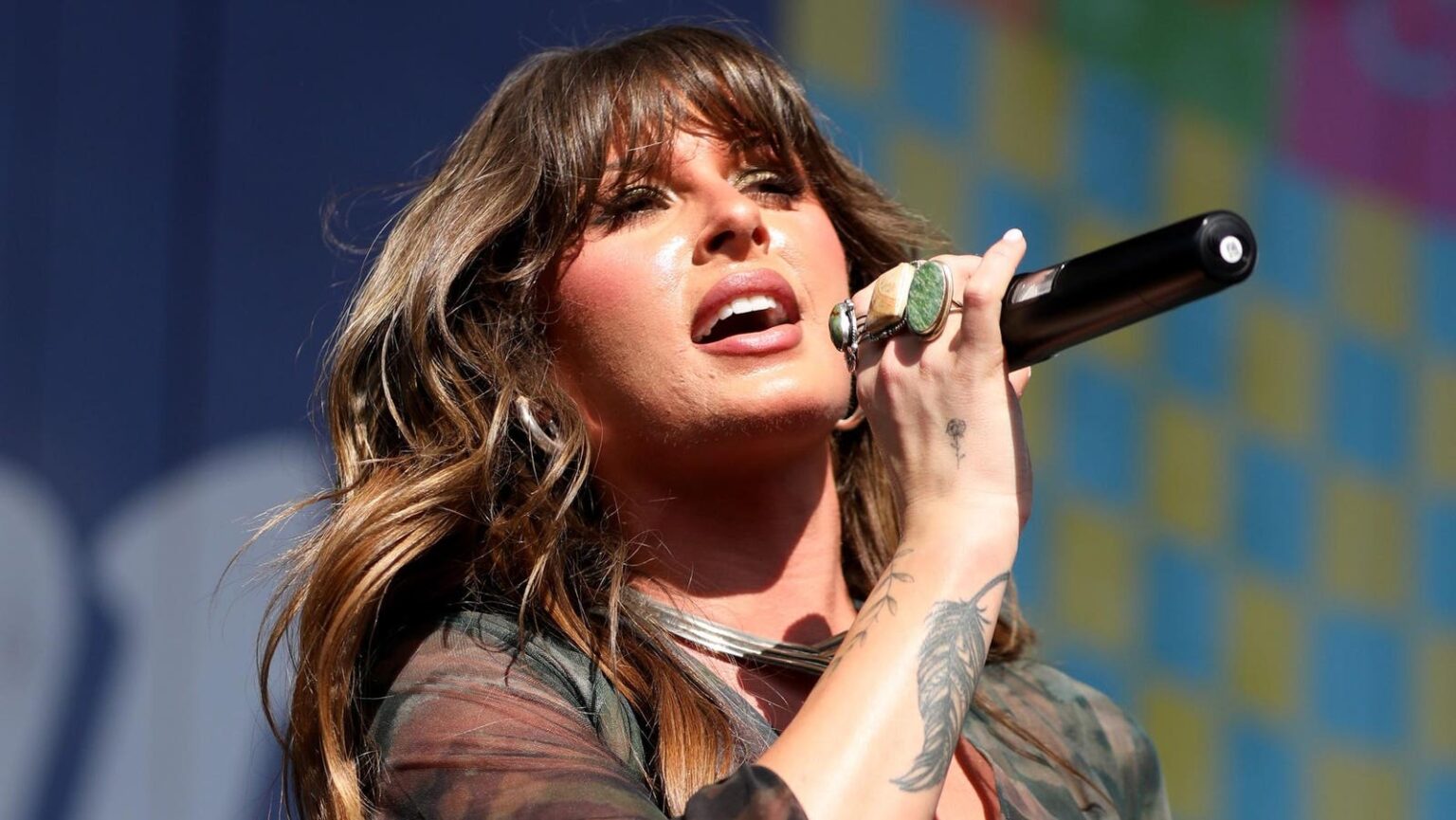 Ella Langley Beats Luke Combs With Another Week At No. 1 Ella Langley Beats Luke Combs With Another Week At No. 1