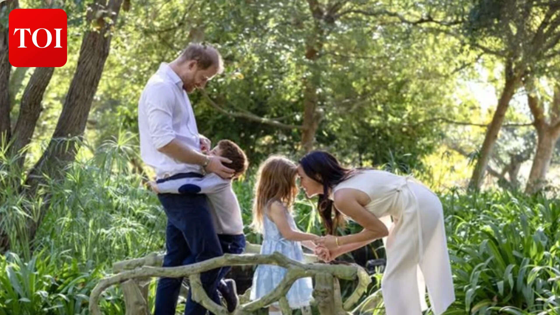 Prince Harry and Meghan Markle with Prince Archie and Princess Lilibet