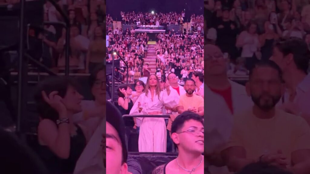 Jennifer Lopez at Ariana Grande’s Concert #JLo #Shorts
