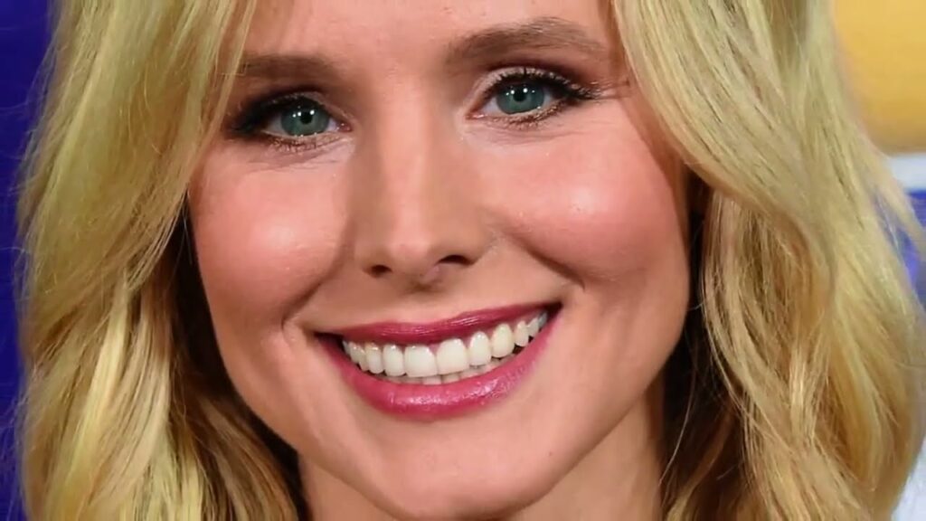 Kristen Bell Shows Off Her Huge Size In New Photos Kristen Bell Shows Off Her Huge Size In New Photos