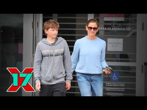 Jennifer Garner Is Asked About Ben Affleck Ahead of Father’s Day Weekend Visit Jennifer Garner Is Asked About Ben Affleck Ahead of Father's Day Weekend Visit